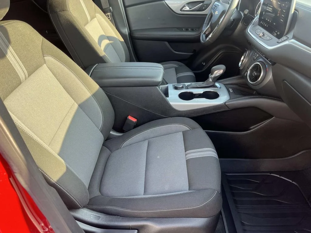 Used 2024 Radiant Red Tintcoat Chevrolet 2LT image 28