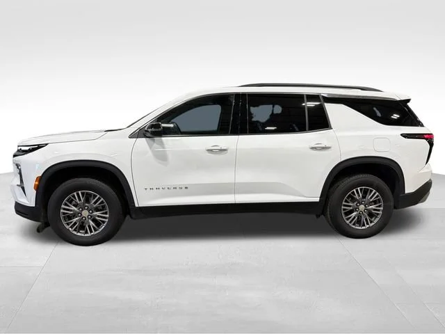 Used 2025 Summit White Chevrolet LT image 2