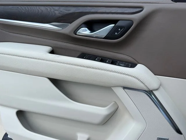 Used 2022 White Frost GMC Denali image 25