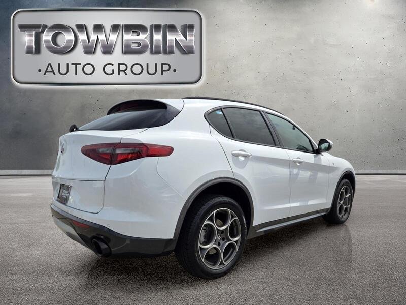 Used 2022 White Alfa Romeo TI AWD image 4