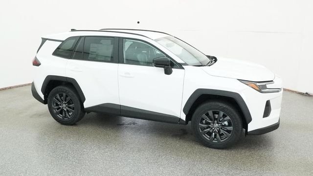 New 2026 Ice Cap Toyota XLE Premium image 12