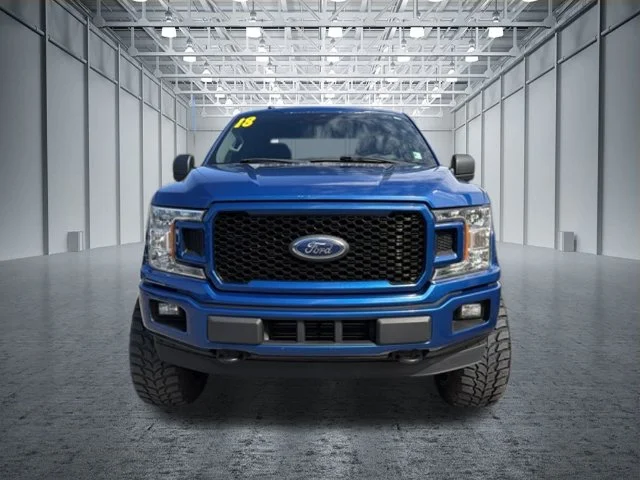 Used 2018 Blue Ford XL image 8
