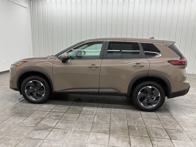 Used 2025 Beige/tan Nissan SV image 6