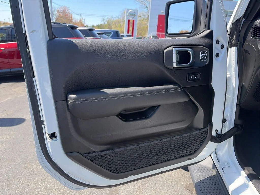 Used 2023 White Jeep Sahara 4xe image 14