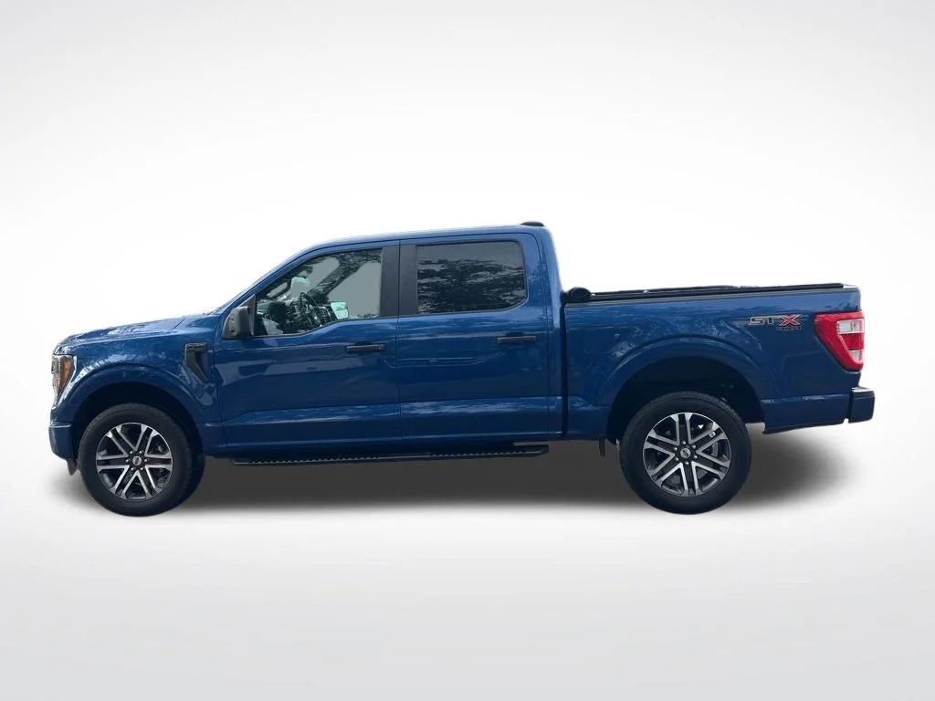 Used 2023 Blue Metallic Ford XL image 8