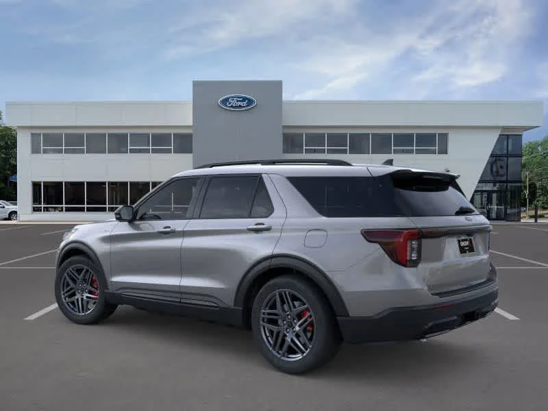 New 2026 Carbonized Gray Metallic Ford ST-Line image 4