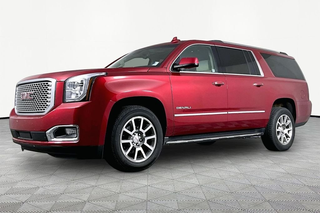 2015 GMC Yukon Denali 2WD's photo