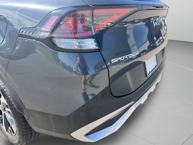 Used 2023 Gravity Gray Kia EX image 36