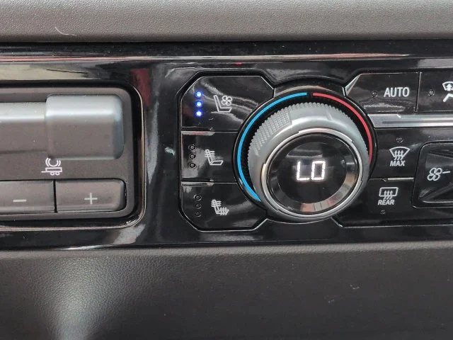 Used 2024 Black Chevrolet High Country image 25