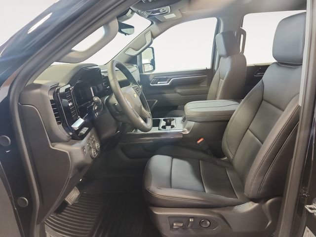 2026 Chevrolet Silverado 2500 HD LTZ - Photo 9