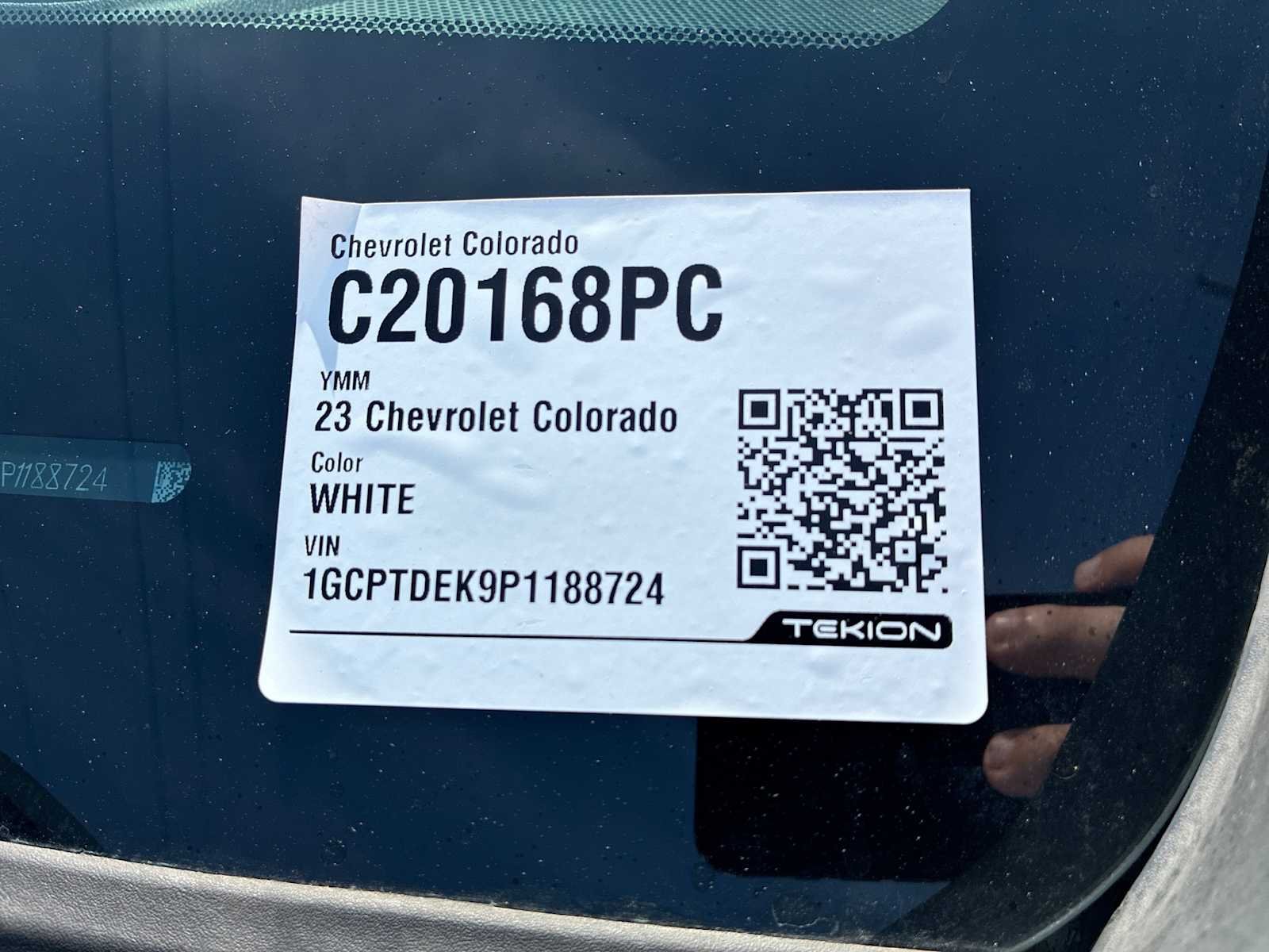 Certified Used 2023 Summit White Chevrolet Z71 image 33