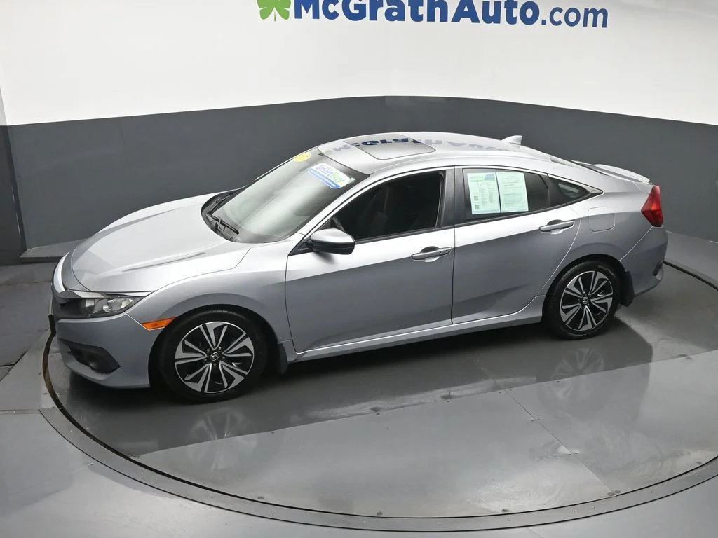 Used 2016 Silver Honda EX-T image 22