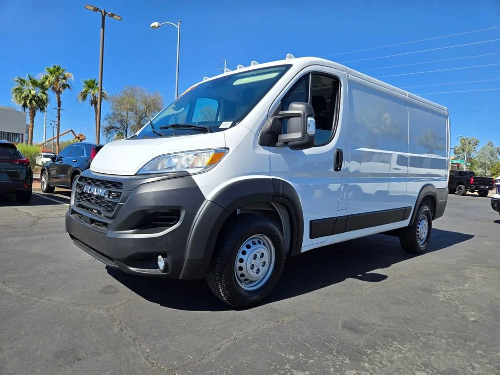 Used 2025 Bright White Clea Ram Tradesman image 2