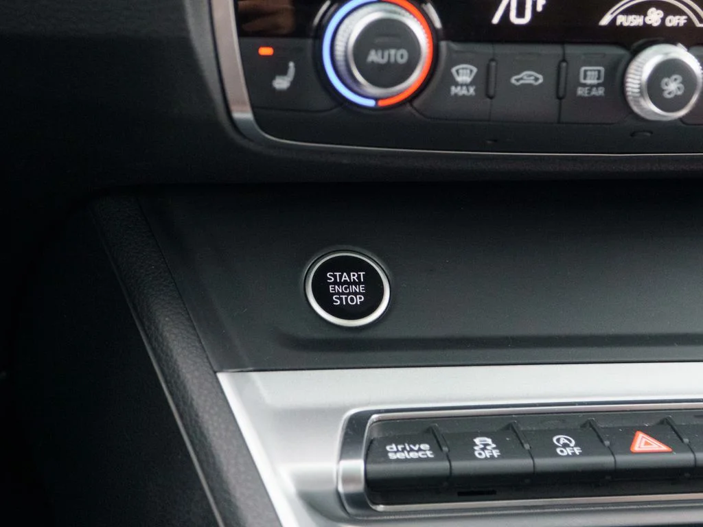 Used 2022  Audi  image 28