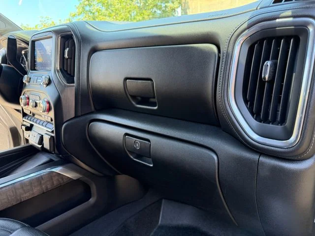 Used 2020 Black GMC Denali image 25
