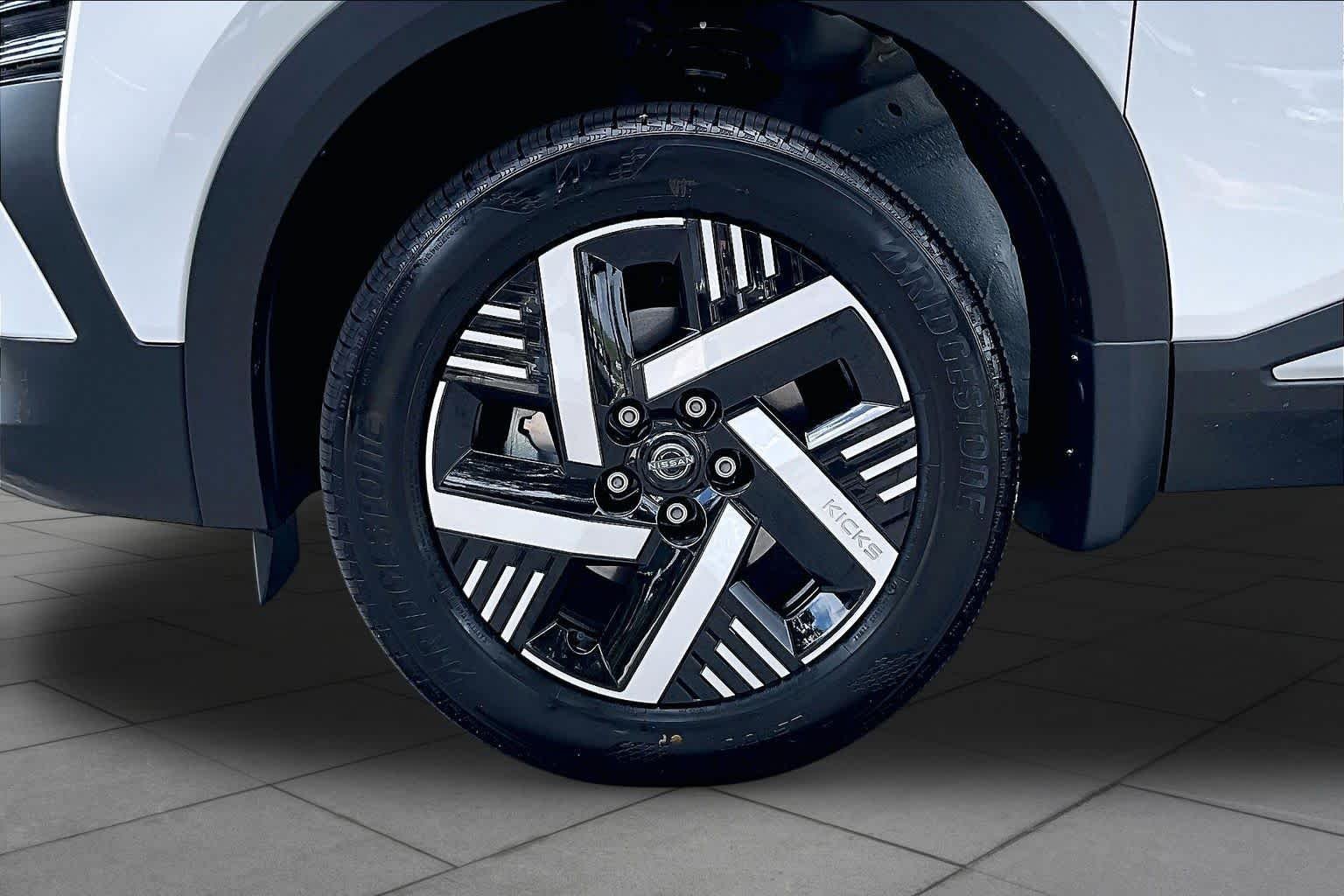 New 2026 Fresh Powder Nissan SV image 11