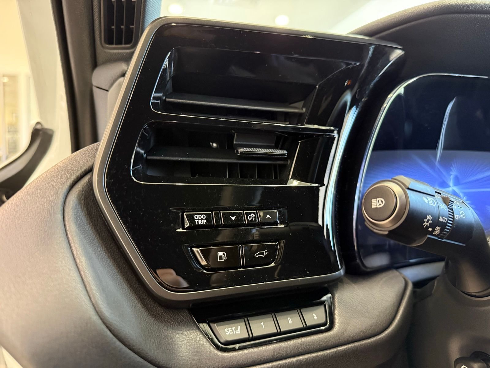 Used 2025 Beige Lexus 350 Premium image 39