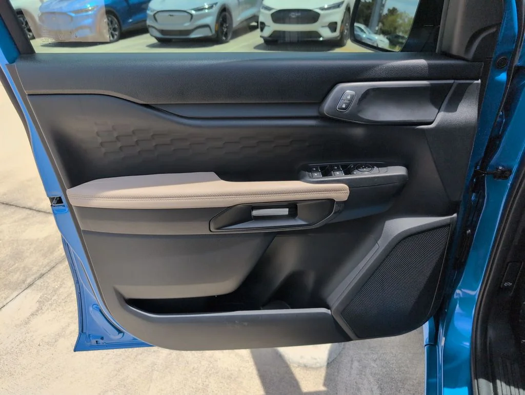 New 2026 Blue Ford XLT image 28