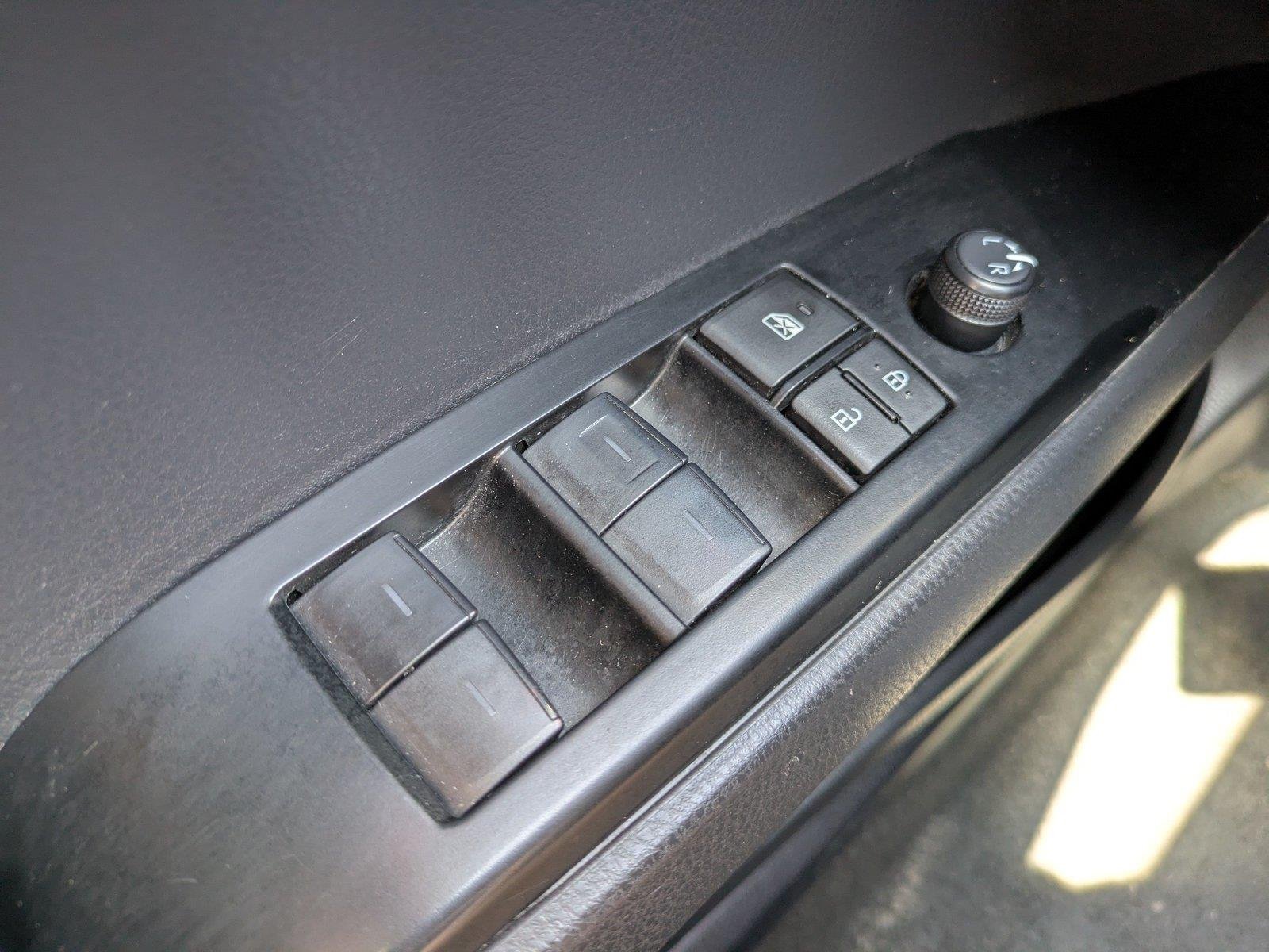Certified Used 2025  Toyota LE image 21