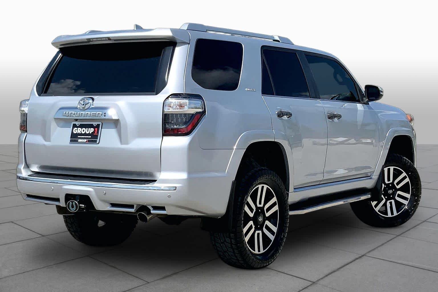 Used 2017 Classic Silver Metallic Toyota Limited image 13