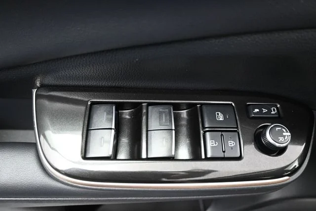 Used 2024  Toyota XLE image 14