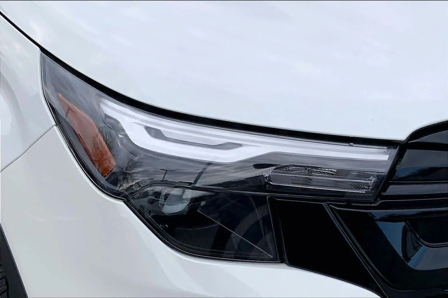 New 2026 CRYSTAL WHITE PEARL Subaru Sport image 13