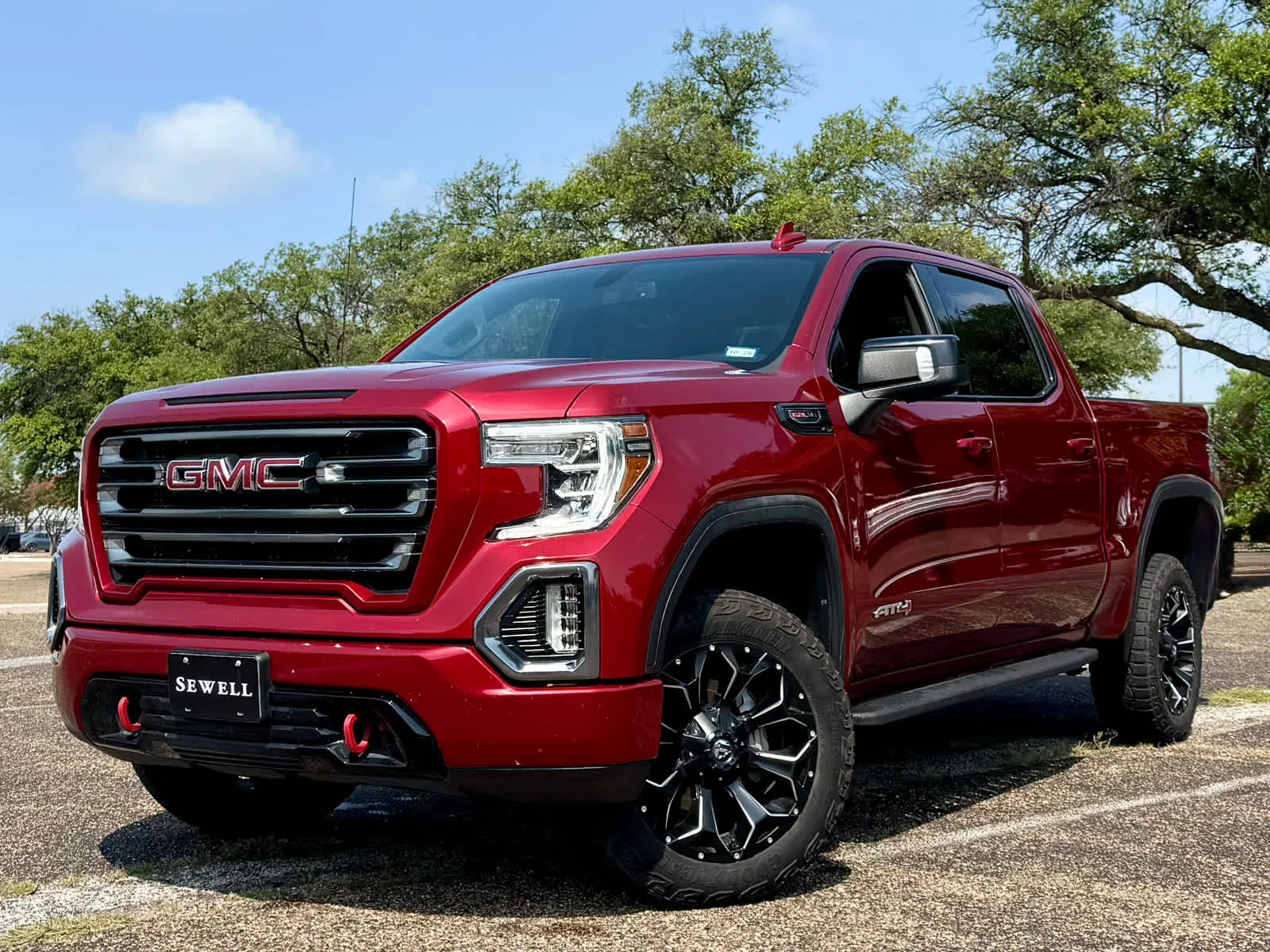 2021 GMC Sierra 4WD Crew Cab Short Box AT4's photo