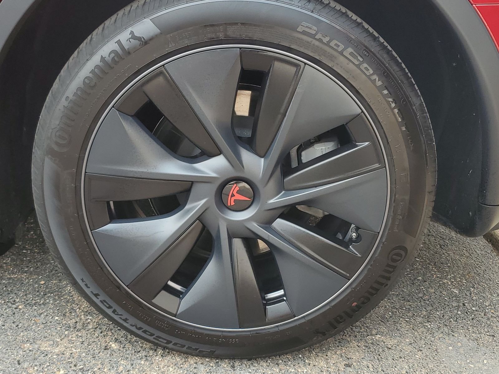 Used 2024 Red Tesla Long Range image 7