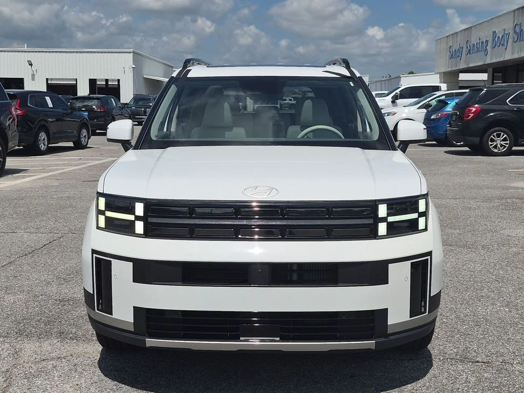 Used 2024 White Hyundai Limited image 9