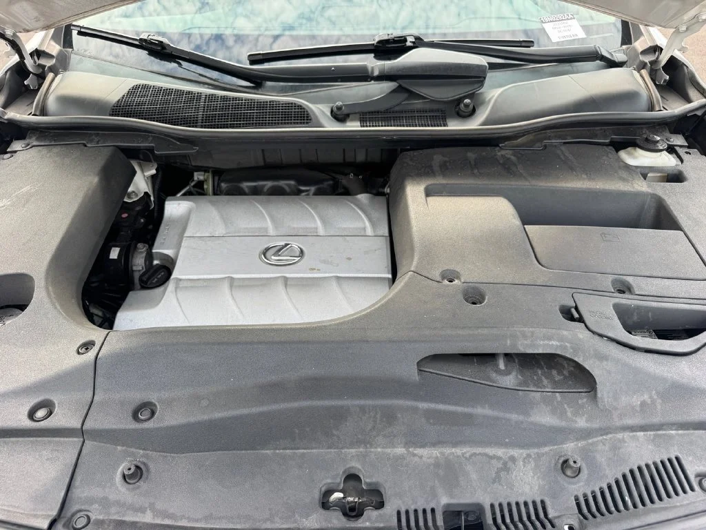 Used 2013 White Lexus 350 image 14