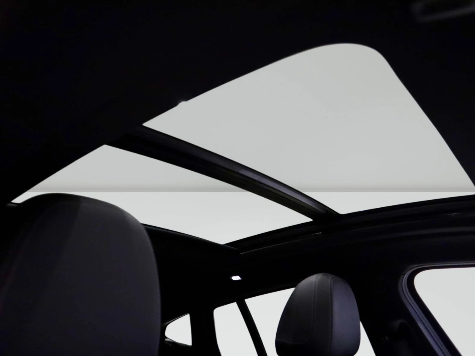 Used 2024 Brooklyn Grey Metallic BMW M40i image 19