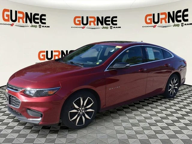 Used 2017 Red Chevrolet LT image 8