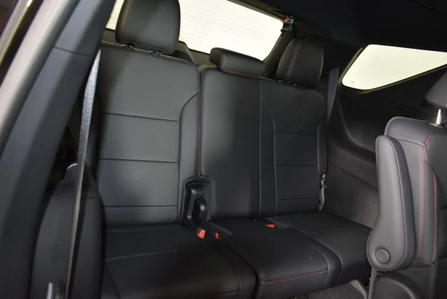 Used 2026 Black Chevrolet Z71 image 20
