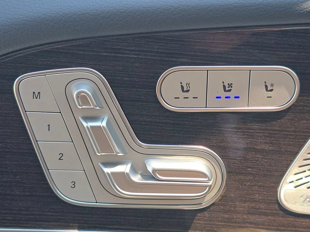 New 2026 Polar White Mercedes-Benz GLS 450 image 46