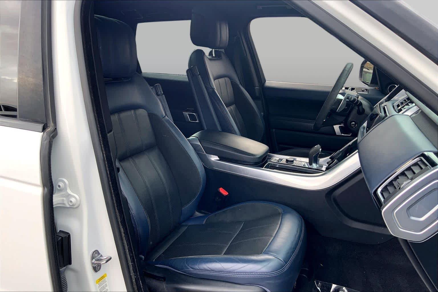 Used 2019 Fuji White Land Rover HST image 9