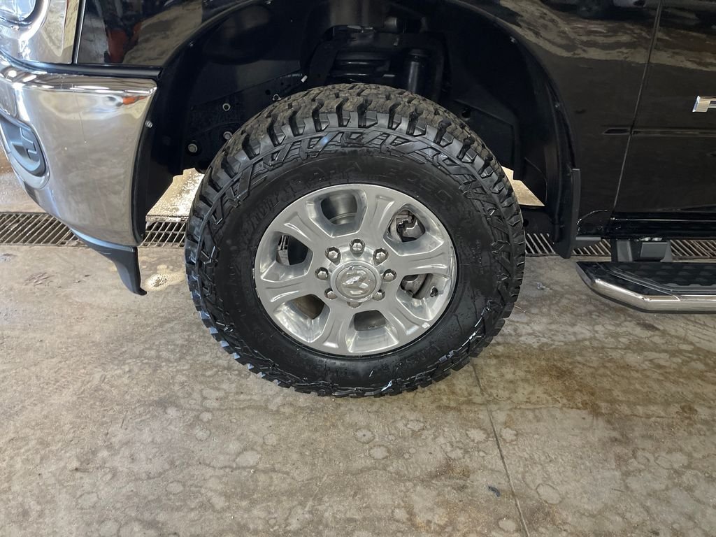 Certified Used 2024 Black Ram Big Horn image 11