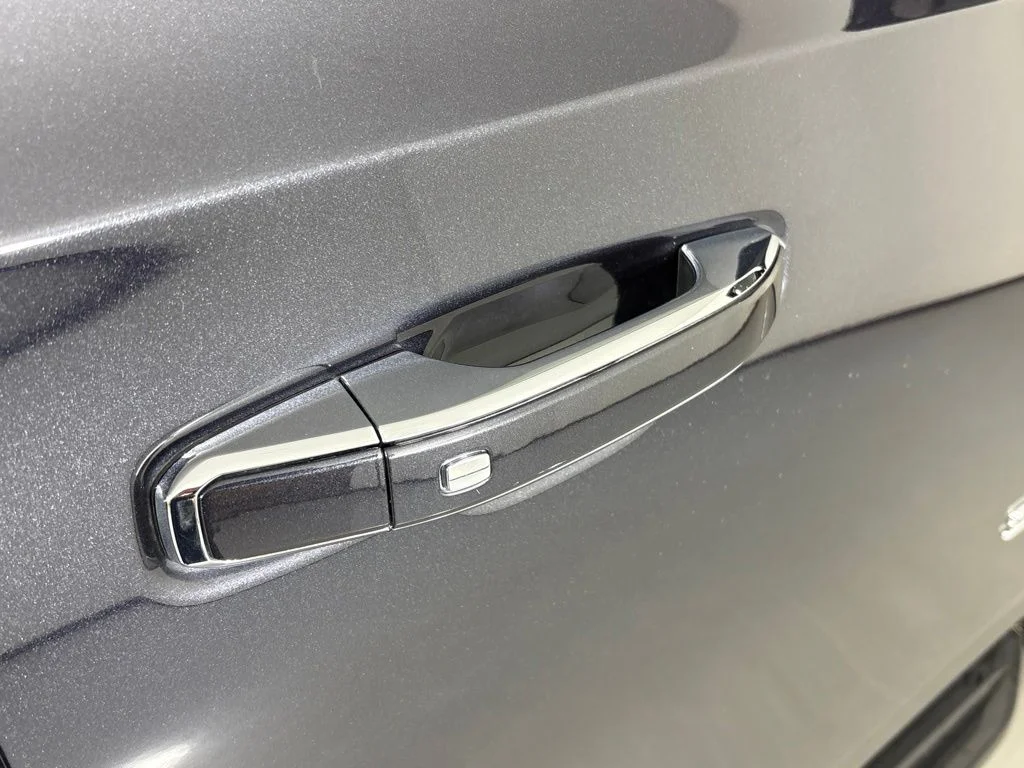 Used 2025 Gray Chevrolet Premier image 14