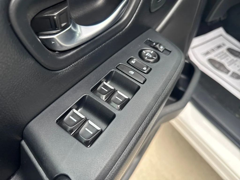 2023 Honda Pilot EX-L - Photo 11