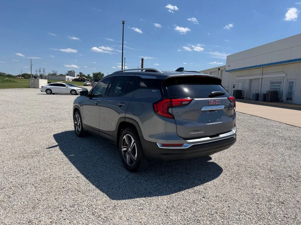 Used 2021 Gray GMC SLT image 6