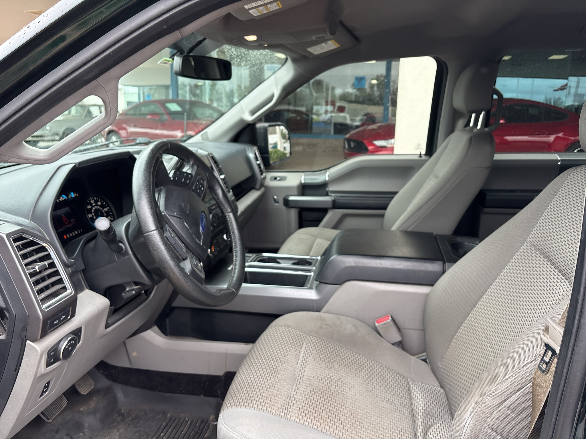 Used 2015 Green Gem Metallic Ford XLT image 3