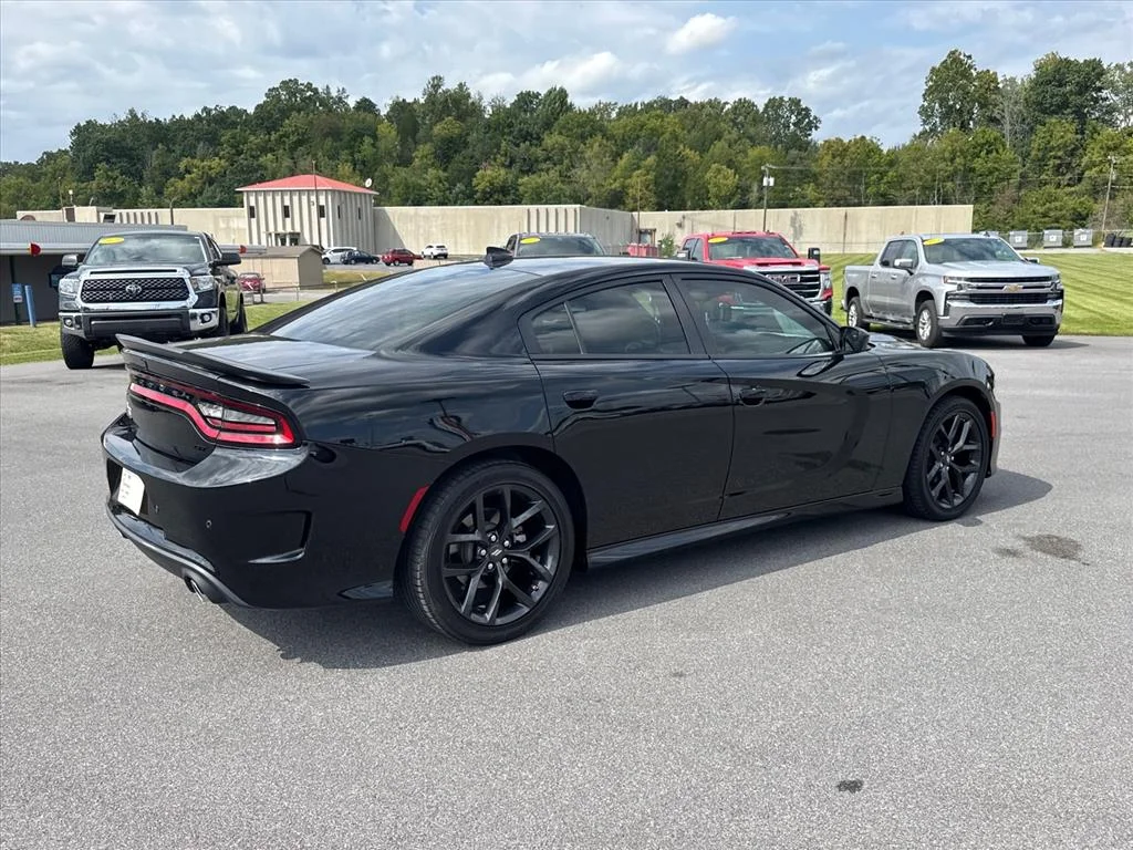 Used 2022 Pitch Black Clearcoat Dodge GT image 5