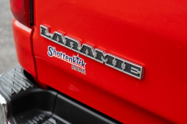 2024 RAM Ram 1500 Pickup Laramie - Photo 14