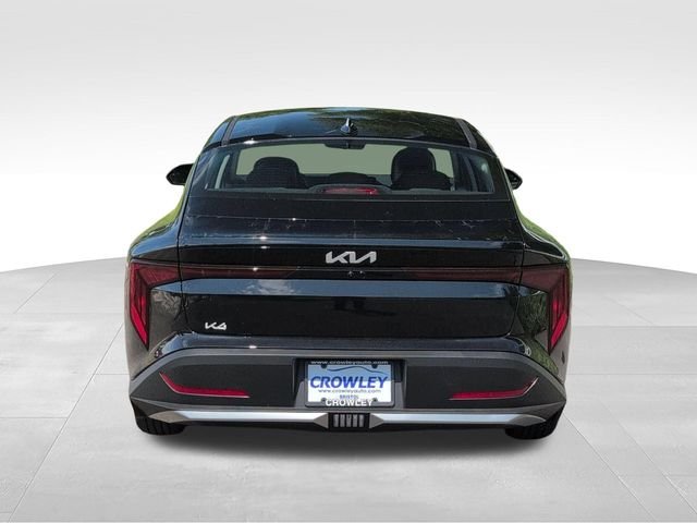 New 2026 Aurora Black Pearl Kia LXS image 4