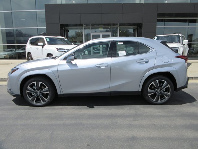New 2026 Iridium Lexus 300h Premium image 10