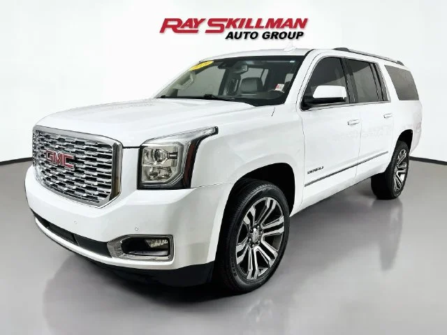 Used 2019 White GMC Denali image 3
