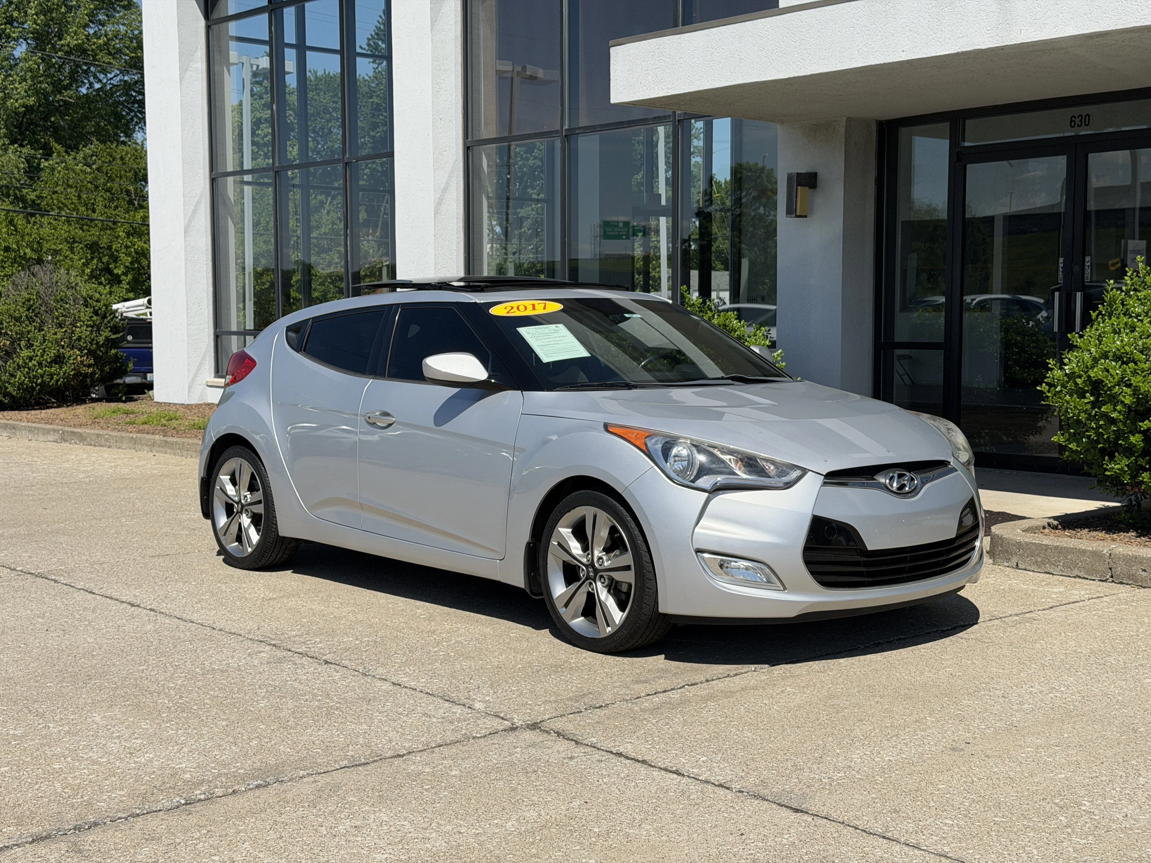 Used 2017 Hyundai Veloster Value Edition with VIN KMHTC6AD0HU321853 for sale in Jeffersonville, IN