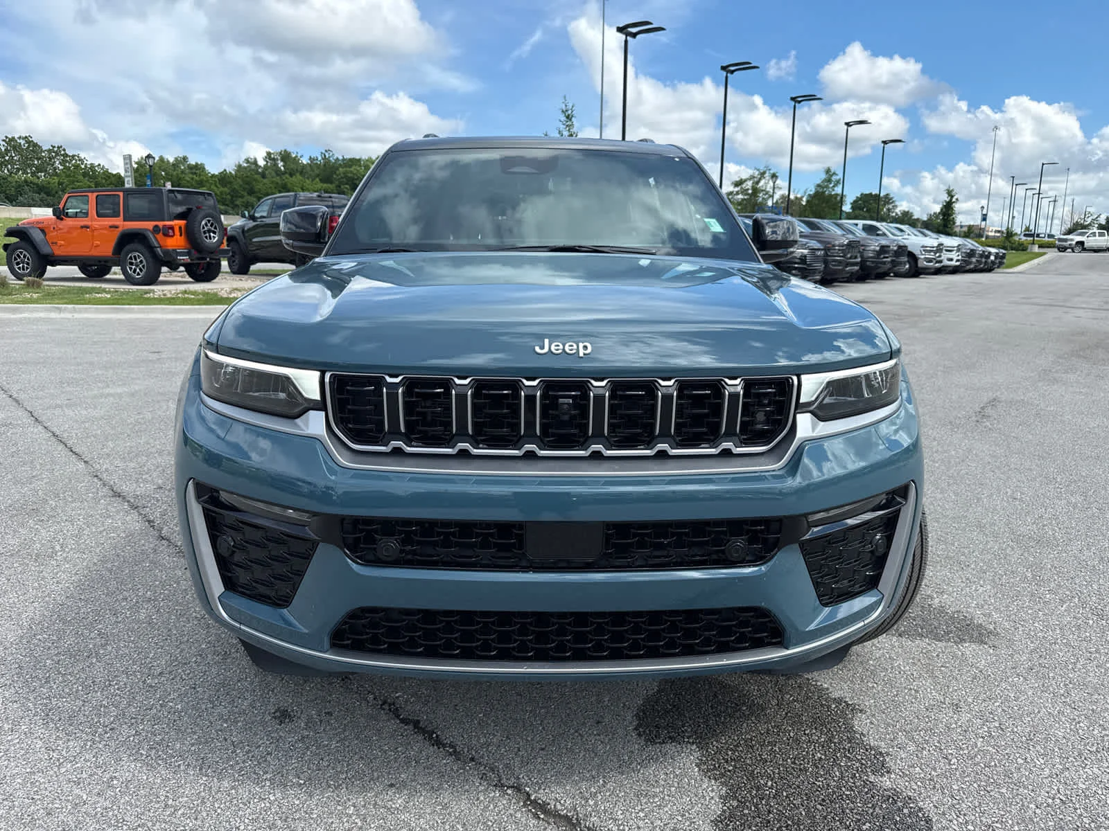 New 2026 Steel Blue Exterior Paint Jeep Summit image 3