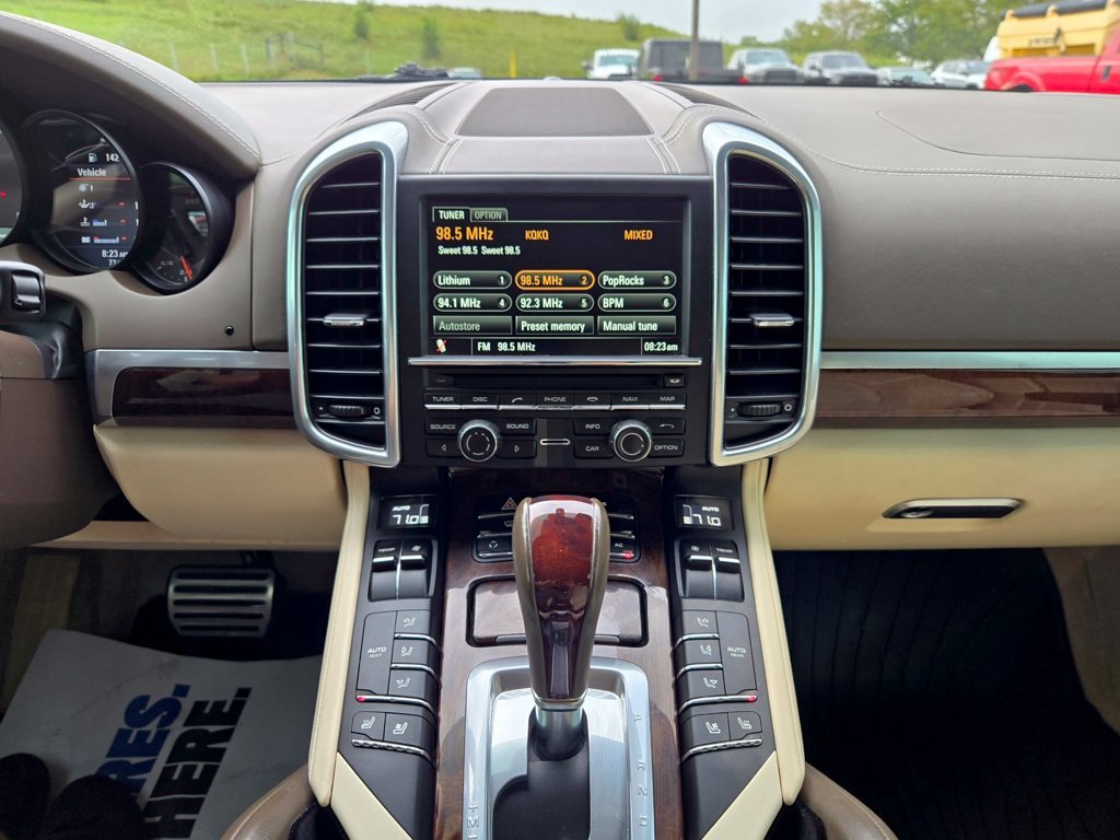 Used 2011 Blue Porsche Turbo image 22