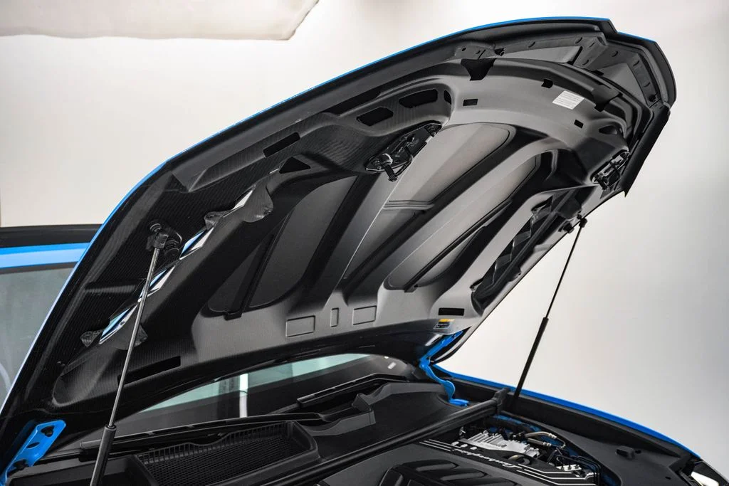 Used 2024 Blu Cepheus Metallic Lamborghini Performante image 37