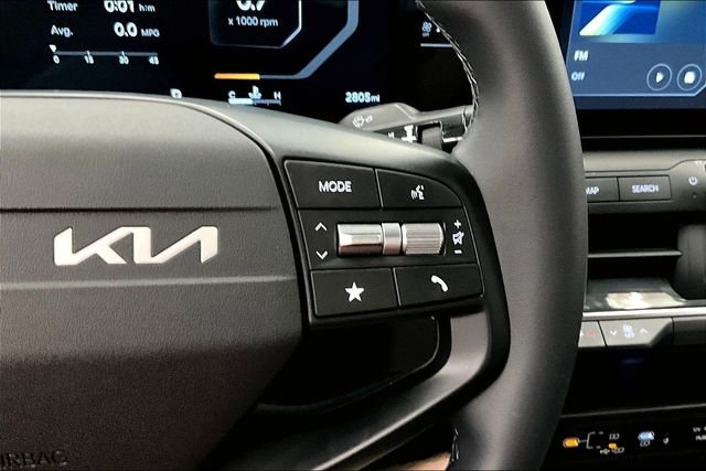2025 Kia K4 EX - Photo 26